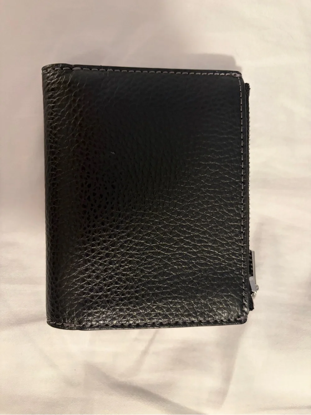Coach Black Leather Compact Wallet Bifold Zip Coin Pocket Minimalist - Picture 2 of 3